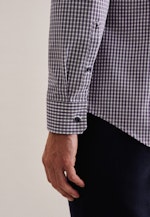 Shaped Chemise d'affaires carreaux in Lilas |  Seidensticker Onlineshop