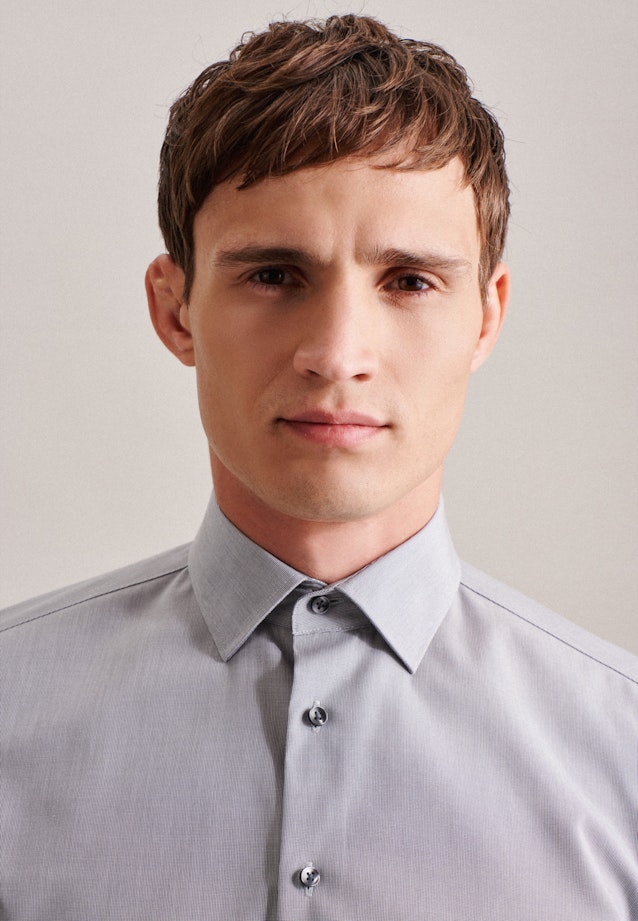 Non-iron Structure Business Shirt in Shaped with Kent-Collar and extra long sleeve in Grey |  Seidensticker Onlineshop
