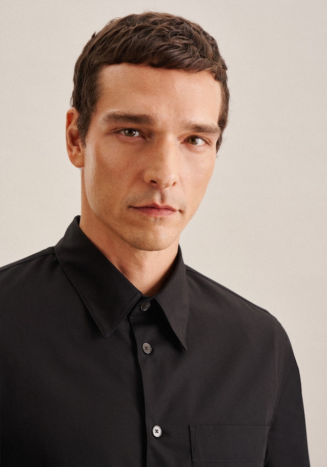 Non-iron Poplin Business Shirt in Regular with Kent-Collar in Black |  Seidensticker Onlineshop