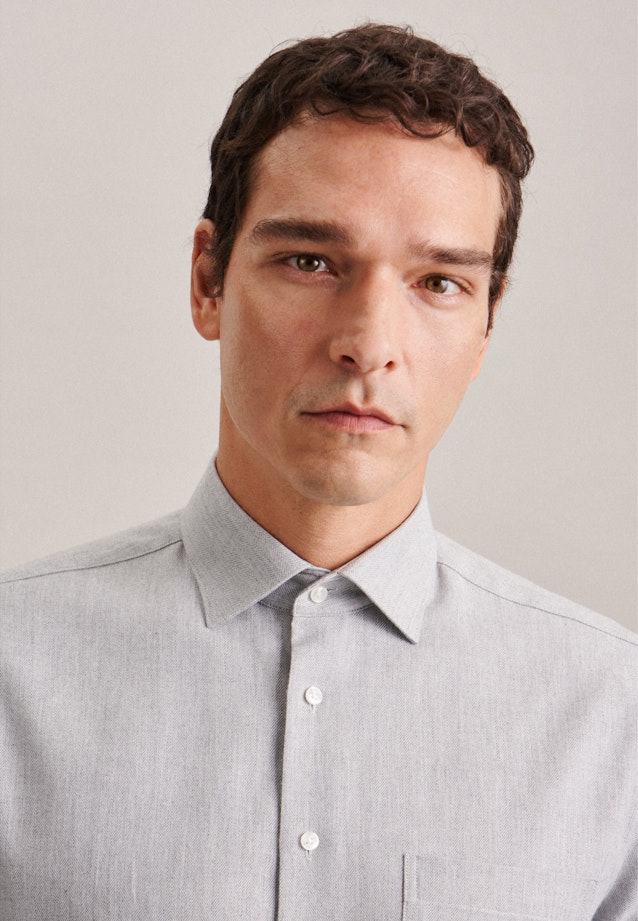 Easy-iron Herringbone pattern Business Shirt in Regular with Kent-Collar in Grey |  Seidensticker Onlineshop