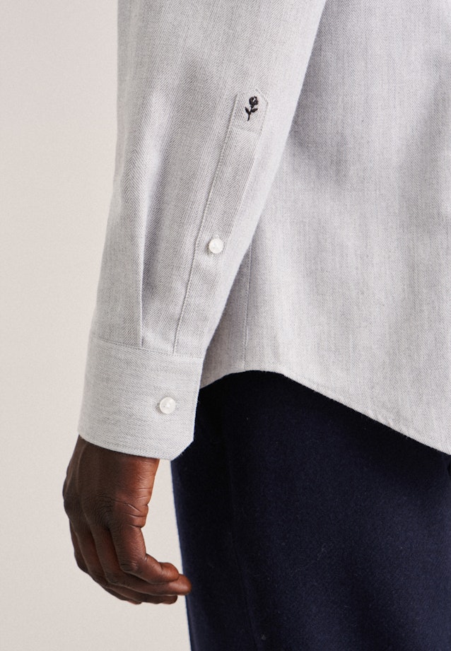 Easy-iron Herringbone pattern Business Shirt in X-Slim with Kent-Collar in Grey |  Seidensticker Onlineshop