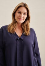 Grande taille V-Neck Slip Over Blouse in Dark Blue |  Seidensticker Onlineshop