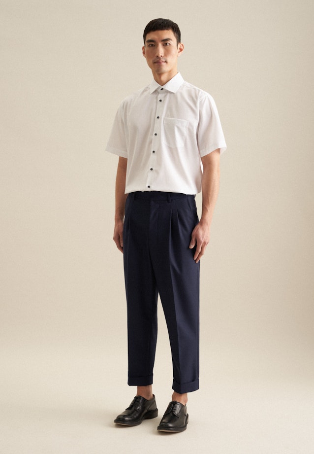 Non-iron Structure Short sleeve Business Shirt in Regular with Kent-Collar in White |  Seidensticker Onlineshop