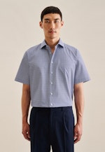 Poplin Short sleeve Business Shirt in Regular with Kent-Collar in Light Blue |  Seidensticker Onlineshop