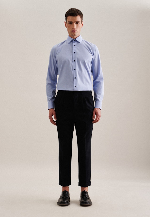 Non-iron Structure Business Shirt in Slim with Kent-Collar in Light Blue |  Seidensticker Onlineshop