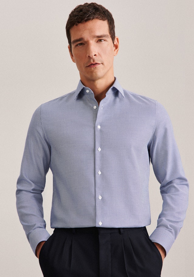 Non-iron Structure Business Shirt in Slim with Kent-Collar in Medium Blue | Seidensticker Onlineshop