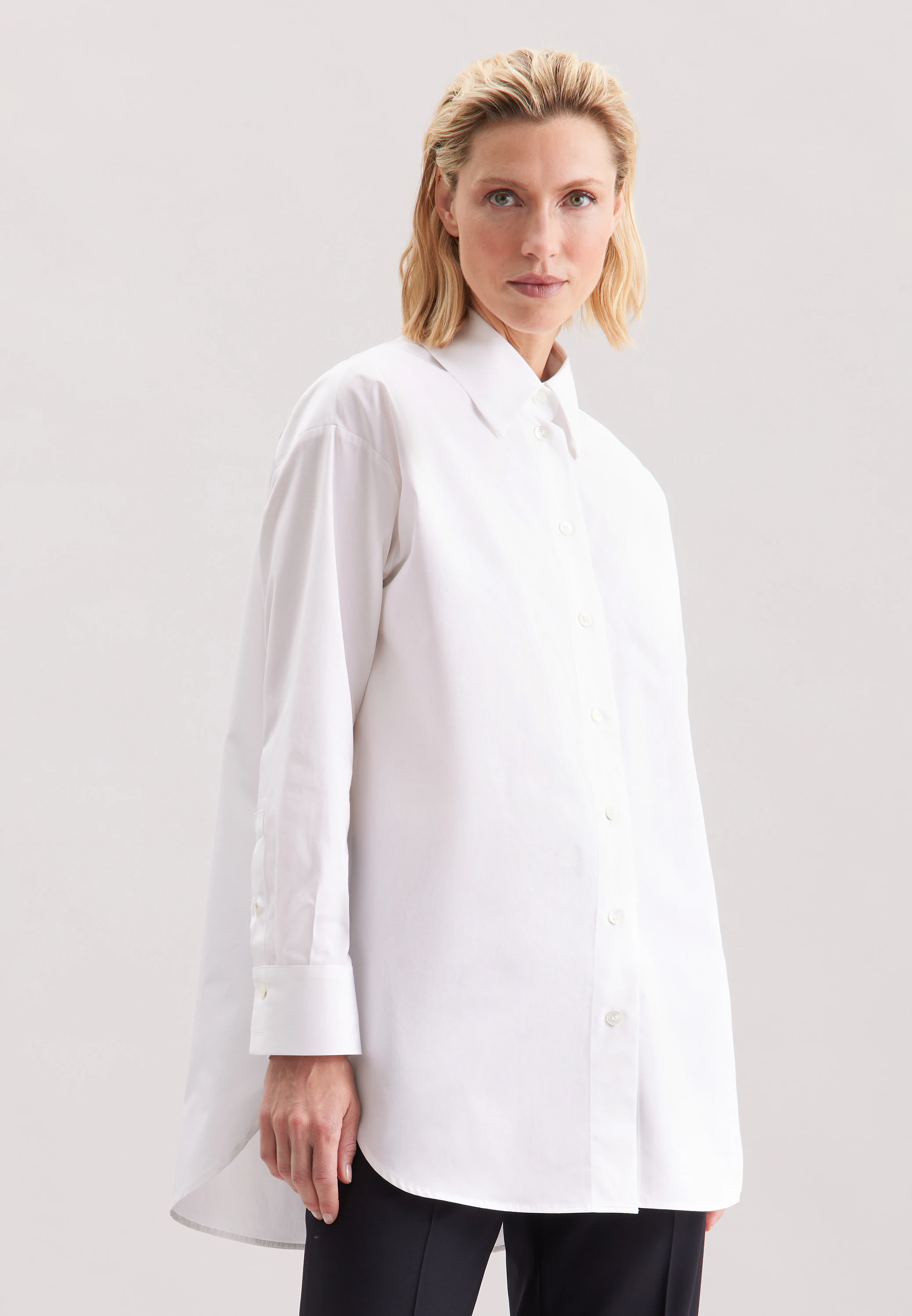 Oversized Hemdbluse aus Baumwoll Twill Weiß 50