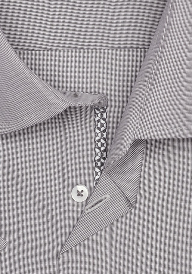 Bügelfreies Struktur Kurzarm Business Hemd in Shaped mit Kentkragen in Grau |  Seidensticker Onlineshop