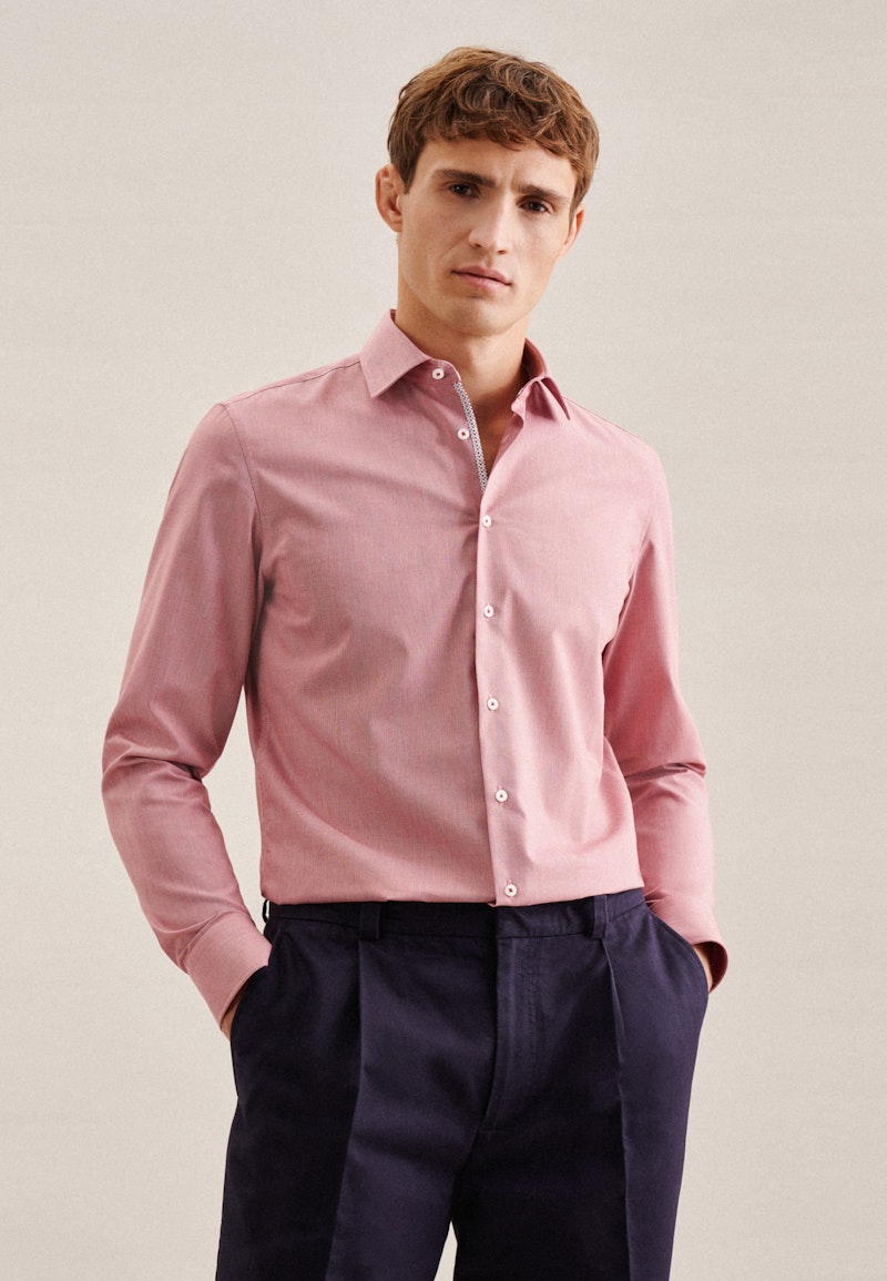 Non-iron Structure Business Shirt in Shaped with Kent-Collar