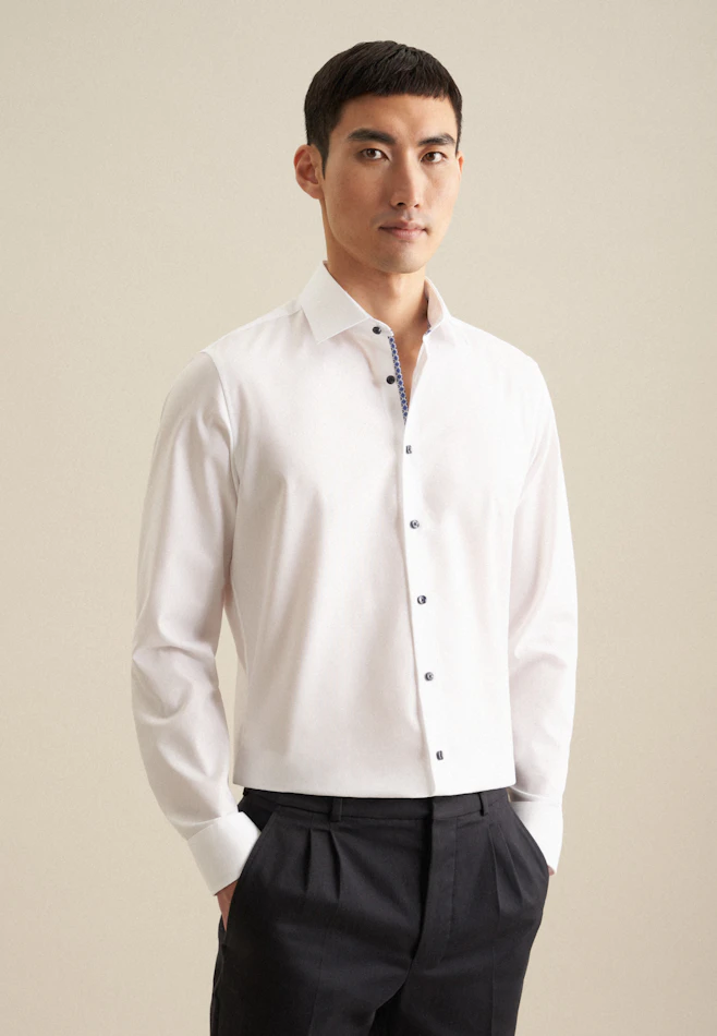 Shaped Chemise d'affaires Uni dans Blanc | Boutique en ligne Seidensticker