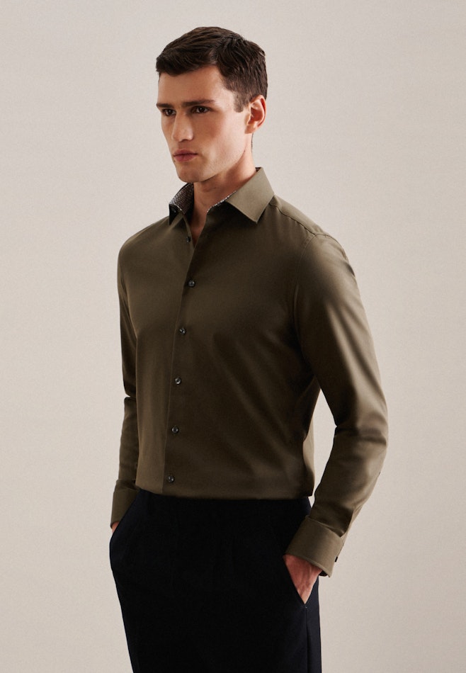 Non-iron Twill Business Shirt in Slim with Kent-Collar in Green | Seidensticker online shop