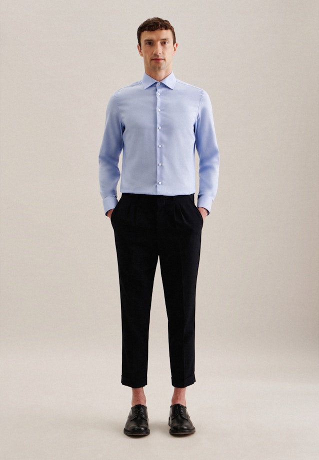 Non-iron Twill Business Shirt in Slim with Kent-Collar in Light Blue |  Seidensticker Onlineshop