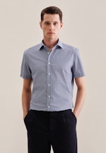 Poplin Short sleeve Business Shirt in Slim with Kent-Collar in Light Blue |  Seidensticker Onlineshop