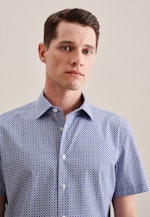 Poplin Short sleeve Business Shirt in Slim with Kent-Collar in Light Blue |  Seidensticker Onlineshop