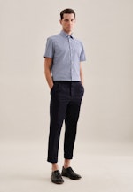 Poplin Short sleeve Business Shirt in Slim with Kent-Collar in Light Blue |  Seidensticker Onlineshop