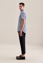 Poplin Short sleeve Business Shirt in Slim with Kent-Collar in Light Blue |  Seidensticker Onlineshop