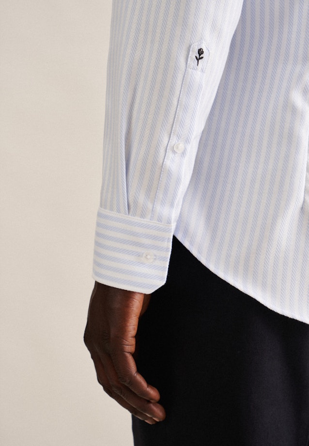 Non-iron Twill Business Shirt in Slim with Kent-Collar in Light Blue |  Seidensticker Onlineshop