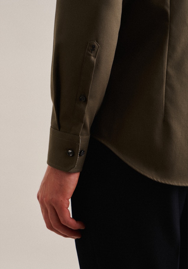 Non-iron Twill Business Shirt in Shaped with Kent-Collar in Green | Seidensticker Onlineshop