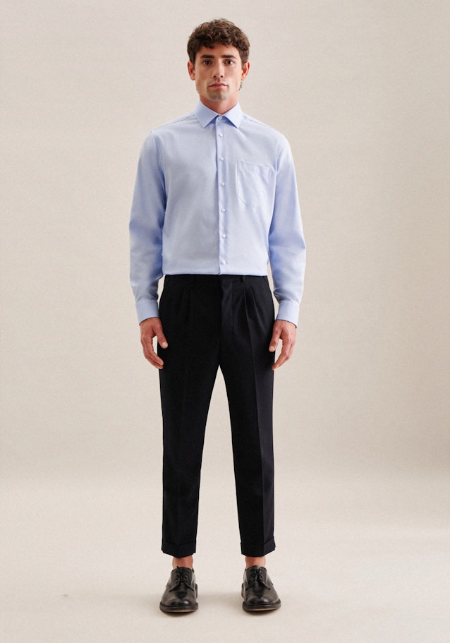 Non-iron Twill Business Shirt in Regular with Kent-Collar and extra long sleeve in Light Blue |  Seidensticker Onlineshop