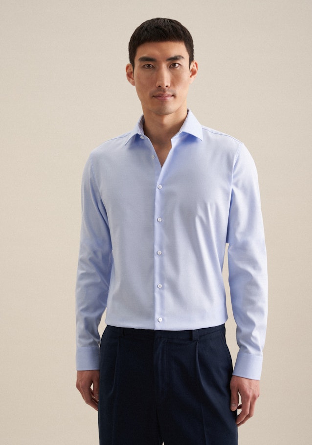 Bügelfreies Twill Business Hemd in Slim mit Kentkragen und extra langem Arm in Hellblau | Seidensticker Onlineshop