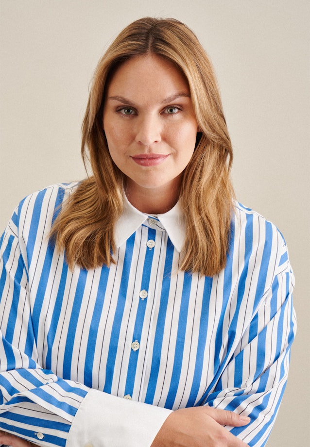 Grande taille Kraag Shirtblouse in Middelmatig Blauw |  Seidensticker Onlineshop