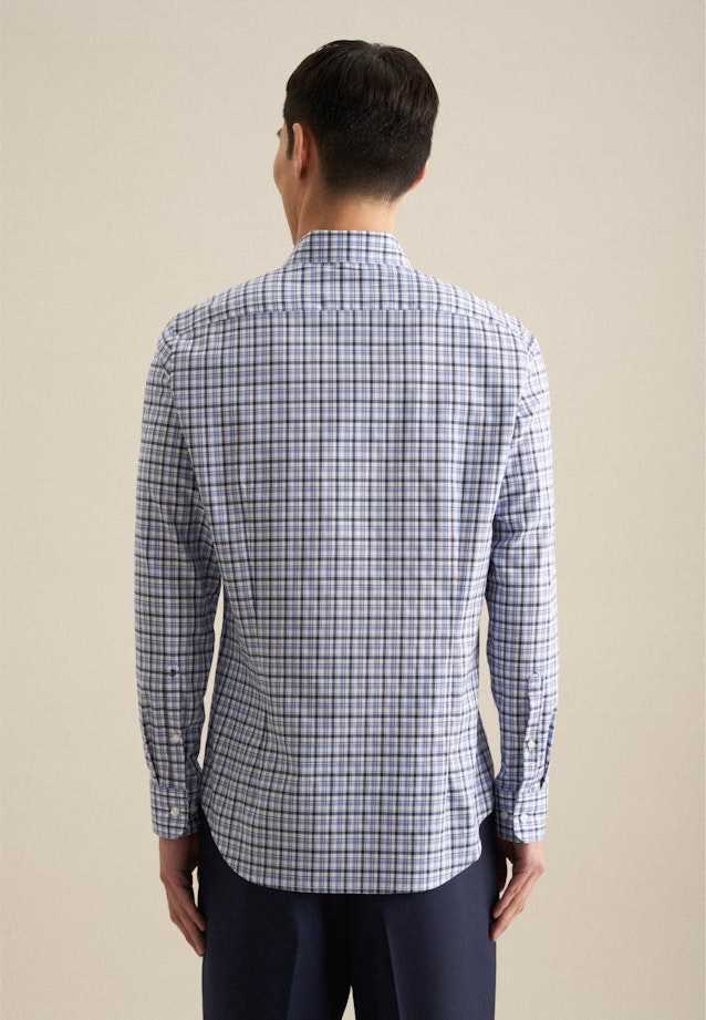 Bügelfreies Twill Business Hemd in Shaped mit Button-Down-Kragen in Hellblau | Seidensticker Onlineshop