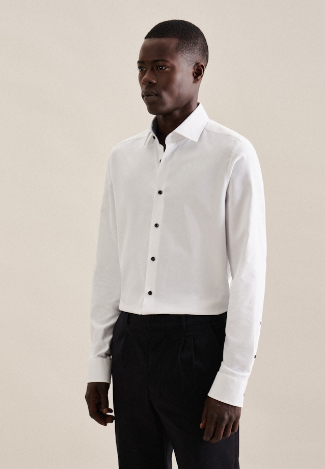 Twill Performance-Hemd in X-Slim mit Kentkragen in Weiß | Seidensticker Onlineshop