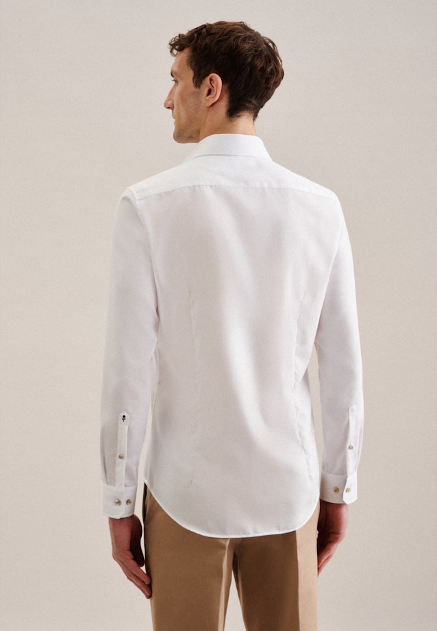 Bügelfreies Twill Business Hemd in Shaped mit Kentkragen und extra langem Arm in Weiß | Seidensticker Onlineshop