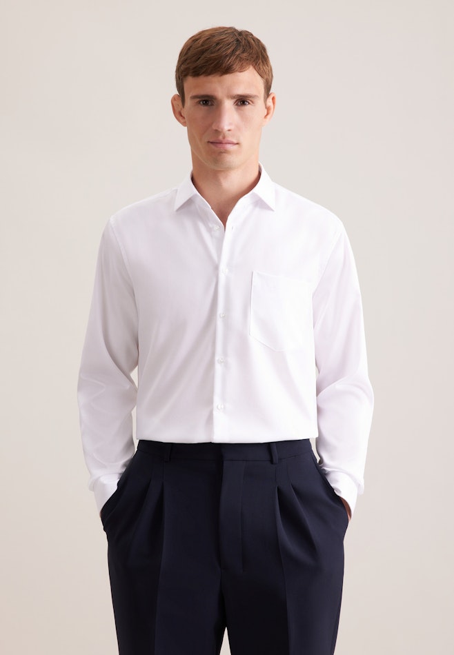 Regular Chemise d'affaires Uni dans Blanc | Boutique en ligne Seidensticker