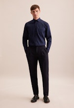 Regular Chemise d'affaires Uni in Bleu Foncé |  Seidensticker Onlineshop