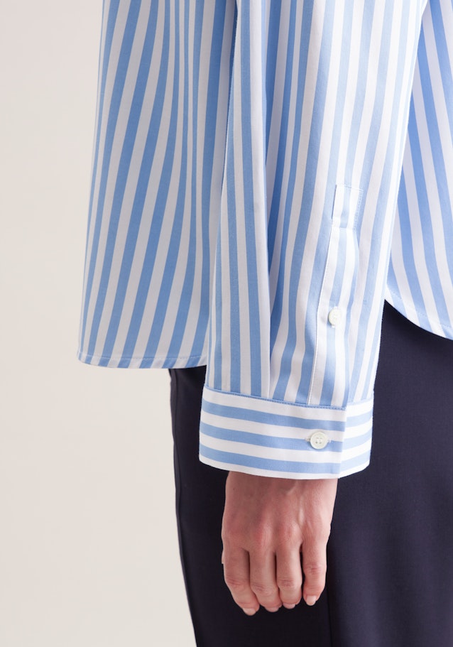 Oversized Hemdbluse in Boxy Länge aus Baumwoll Twill in Mittelblau | Seidensticker Onlineshop