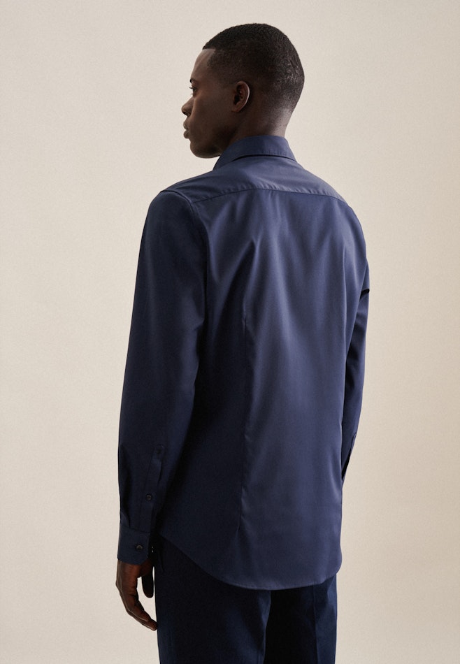 Performance shirt in Slim with Kent-Collar in Dark Blue | Seidensticker online shop