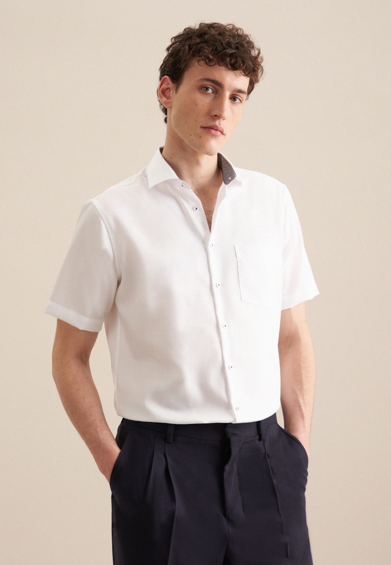 Non-iron Twill Short sleeve Business Shirt in Regular with Kent-Collar