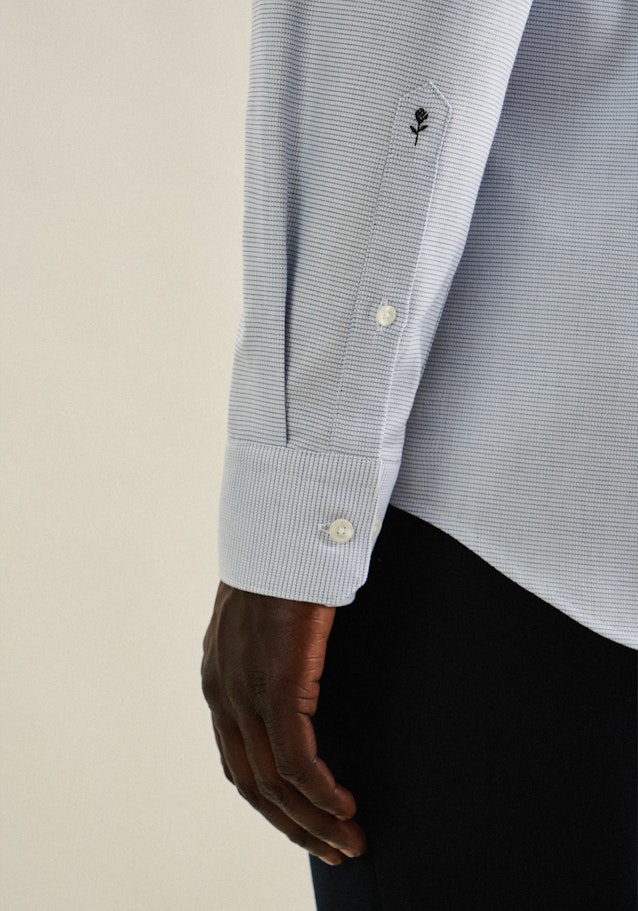 Easy-iron Structure Business Shirt in X-Slim with Kent-Collar in Light Blue |  Seidensticker Onlineshop