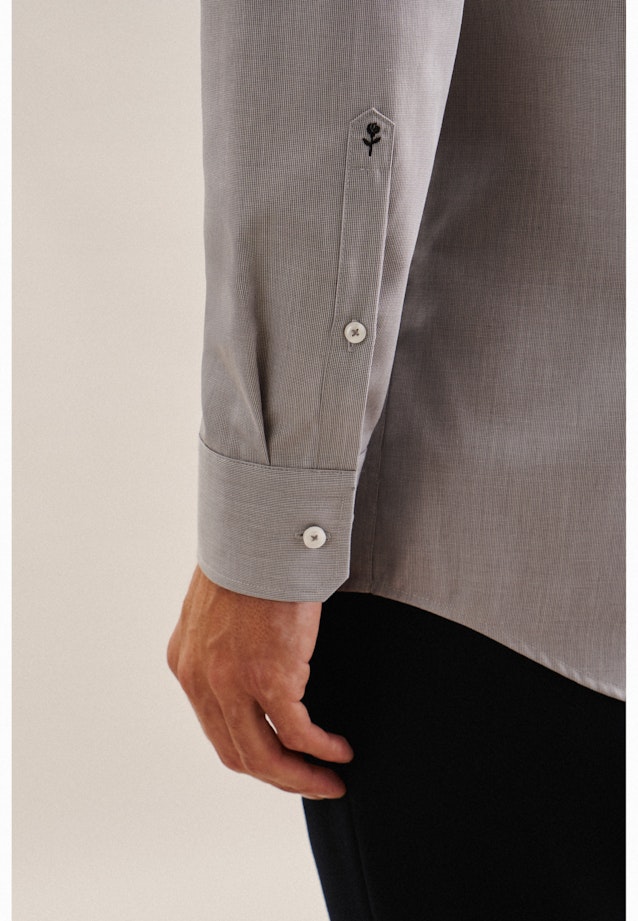 Non-iron Structure Business Shirt in Regular with Kent-Collar and extra long sleeve in Grey |  Seidensticker Onlineshop