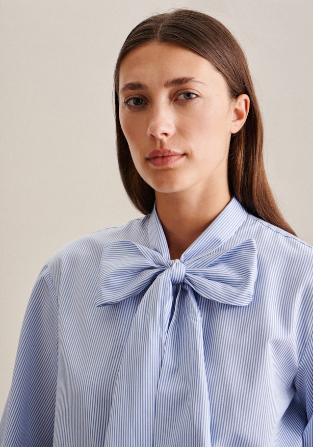 Long sleeve Twill Tie-Neck Blouse in Medium Blue |  Seidensticker Onlineshop