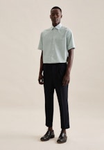 Poplin Short sleeve Business Shirt in Regular with Kent-Collar in Green |  Seidensticker Onlineshop