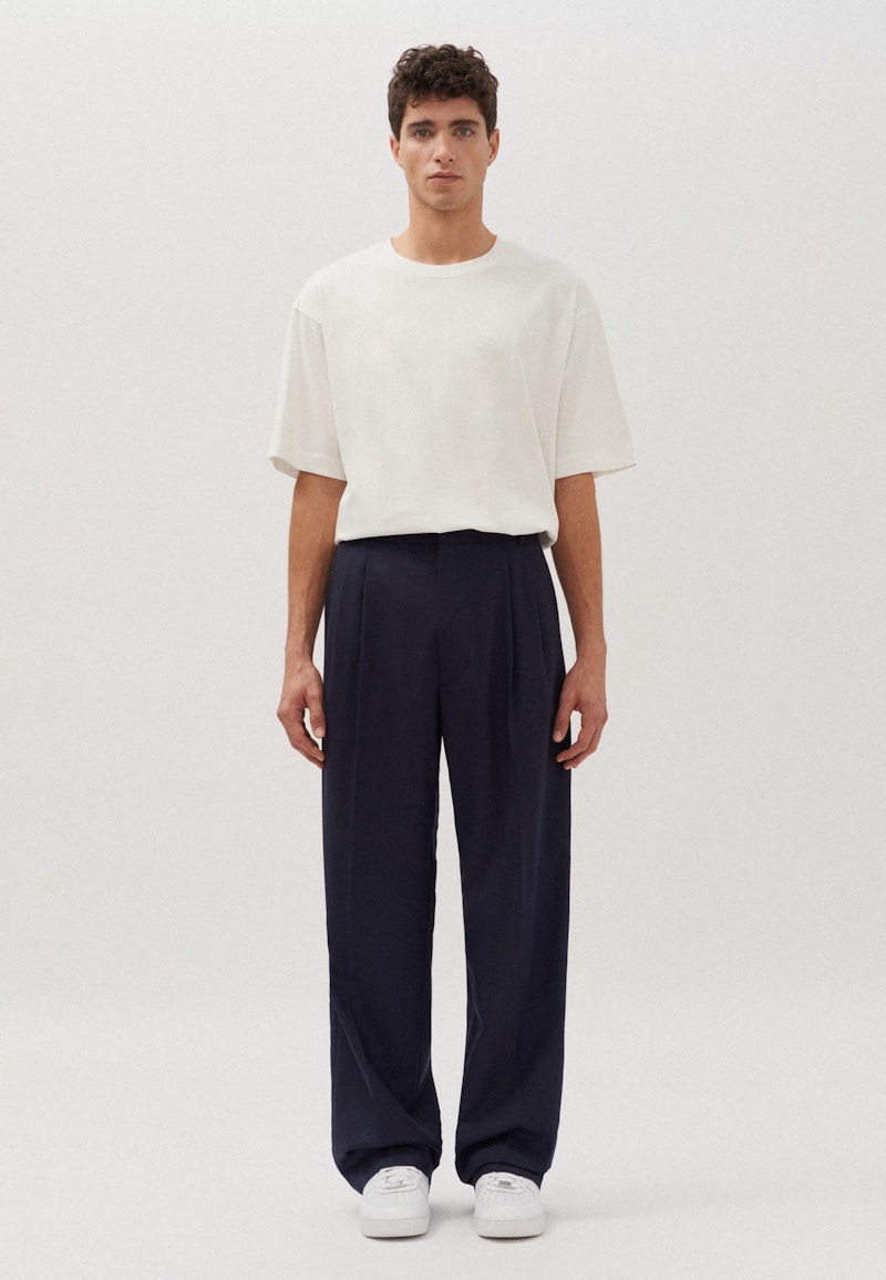 Pleated trousers Oversized