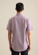 Non-iron Twill Short sleeve Business Shirt in Regular with Button-Down-Collar in Pink |  Seidensticker Onlineshop