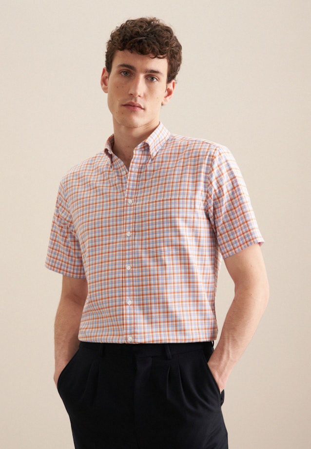 Non-iron Twill Short sleeve Business Shirt in Regular with Button-Down-Collar in Orange |  Seidensticker Onlineshop