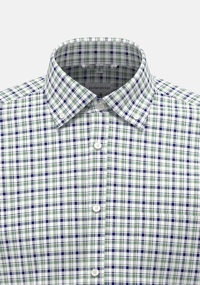 Non-iron Twill Short sleeve Business Shirt in Regular with Button-Down-Collar in Green |  Seidensticker Onlineshop