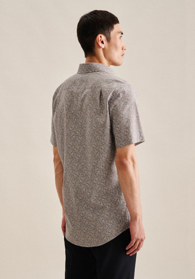 Twill Short sleeve Business Shirt in Regular with Kent-Collar in Brown | Seidensticker Onlineshop