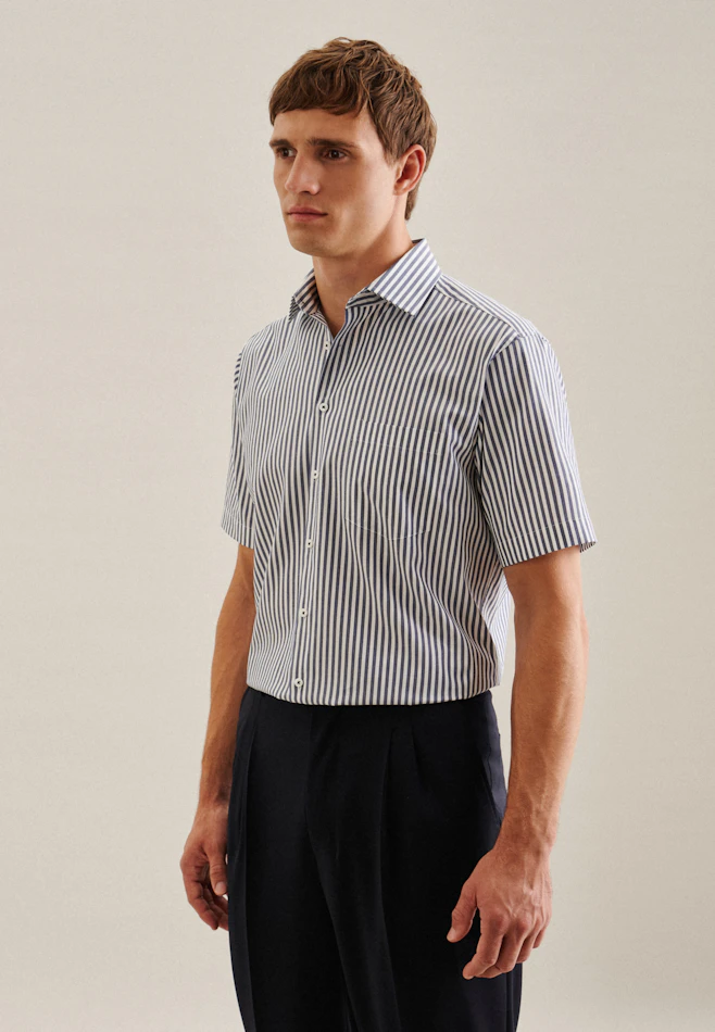 Regular Business Hemd Streifen in Mittelblau | Seidensticker Onlineshop