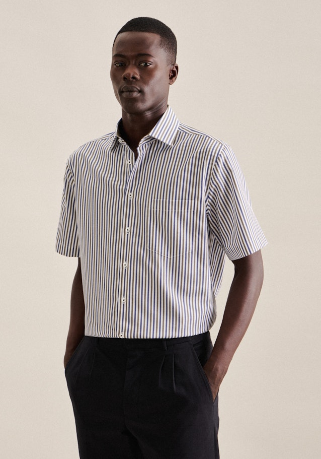 Non-iron Twill Short sleeve Business Shirt in Regular with Kent-Collar in Green | Seidensticker Onlineshop