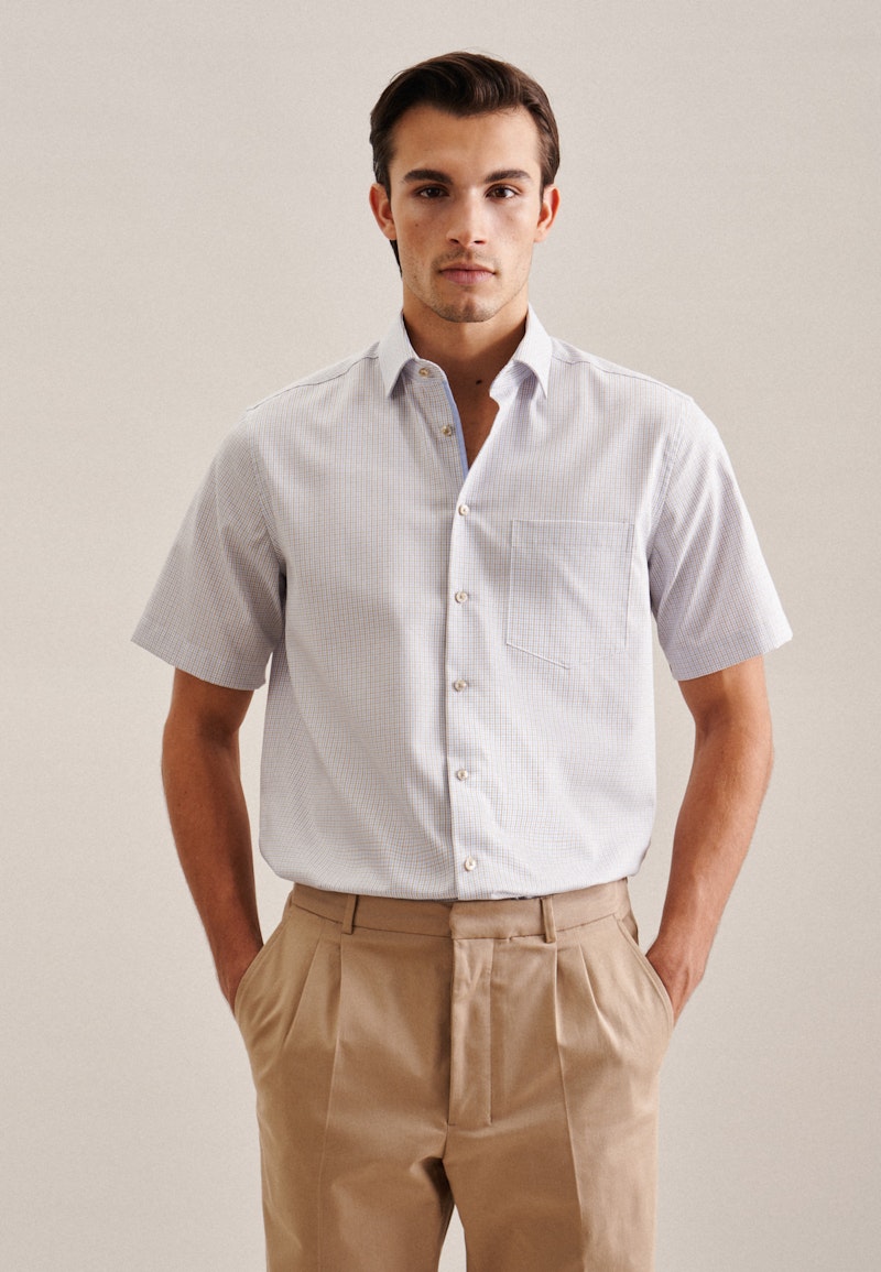 Non-iron Twill Short sleeve Business Shirt in Regular with Kent-Collar