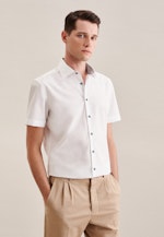 Chemise Business Slim Manche courte sans repassage in Blanc |  Seidensticker Onlineshop