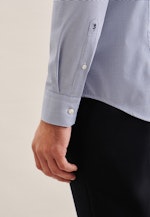 Easy-iron Pepita Business Shirt in Shaped with Kent-Collar in Light Blue |  Seidensticker Onlineshop