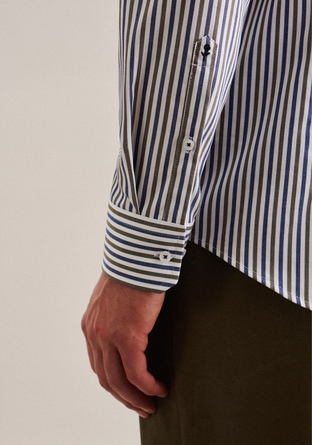 Non-iron Twill Business Shirt in Shaped with Kent-Collar in Green |  Seidensticker Onlineshop