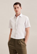 Chemise Business Shaped Manche courte sans repassage in Blanc |  Seidensticker Onlineshop