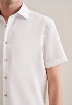 Chemise Business Shaped Manche courte sans repassage in Blanc |  Seidensticker Onlineshop